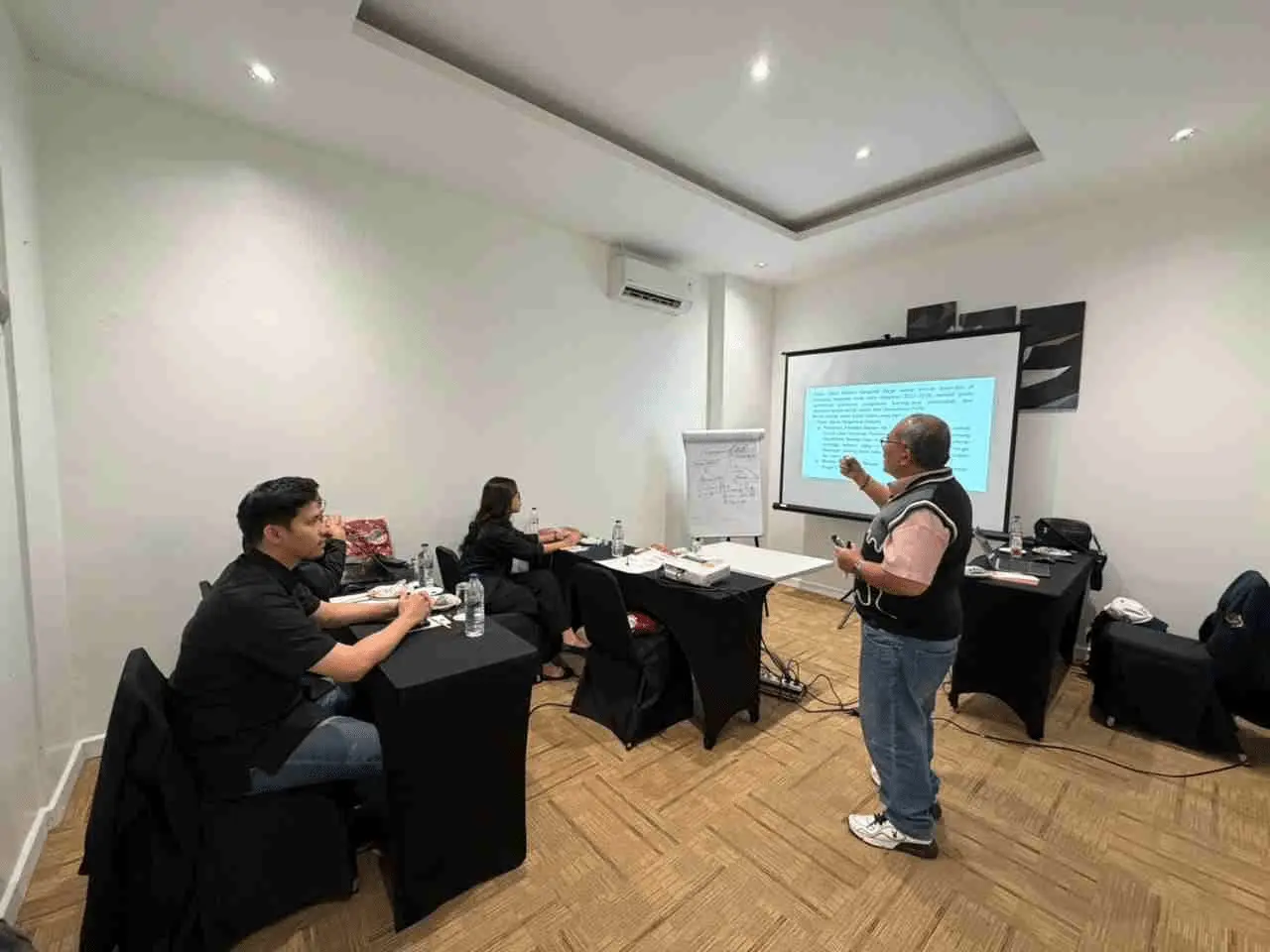 Pelatihan Stakeholder Engagement Solusi Tepat untuk Keberhasilan Program CSR Terbaru 2026-2027